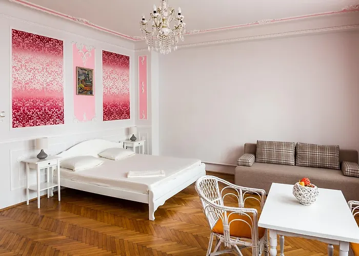 Krakivska Street דירה *